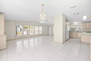 3801 Honeysuckle Ct, Port Saint Lucie, FL 34952 - Photo 8