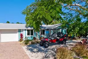 504 69th St, Bradenton Beach, FL 34217 - Photo 14