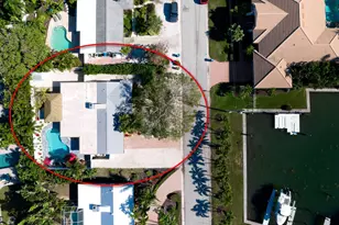 504 69th St, Bradenton Beach, FL 34217 - Photo 4