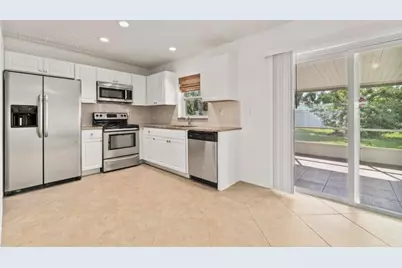 772 SE Thornhill Drive, Port Saint Lucie, FL 34983 - Photo 6