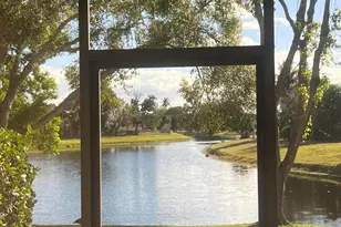 1627 Hawthorne Pl, Wellington, FL 33414 - Photo 2