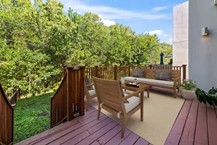 2461 NE 135th St, North Miami, FL 33181 - Photo 24