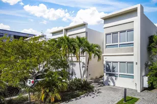 2461 NE 135th St, North Miami, FL 33181 - Photo 1