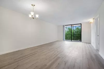 7770 Tahiti Lane #405, Lake Worth, FL 33467 - Photo 6