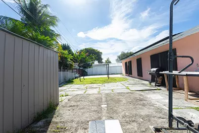 18933 SW 96th Avenue, Cutler Bay, FL 33157 - Photo 18