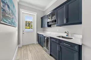 443 SE Dolphin Dr, Stuart, FL 34996 - Photo 12