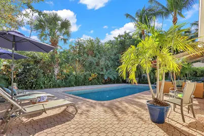 324 Blossom Lane, Palm Beach Shores, FL 33404 - Photo 20