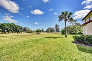 5851 Parkwalk Dr, Boynton Beach, FL 33472 - Photo 6