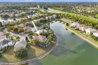 8976 Biddle Court, Wellington, FL 33414 - Photo 2