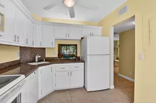 265 SE 10th St, Deerfield Beach, FL 33441 - Photo 16