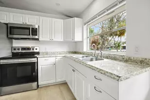 6802 Ocala Ave, Fort Pierce, FL 34951 - Photo 10