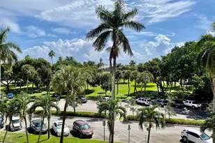 15 S Golfview Rd, Lake Worth Beach, FL 33460 - Photo 2