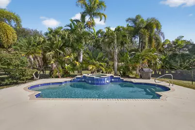8218 S Elizabeth Avenue, Palm Beach Gardens, FL 33418 - Photo 8