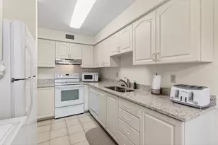 13682 Via Flora, Delray Beach, FL 33484 - Photo 12