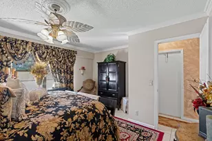 581 Mansfield N, Boca Raton, FL 33434 - Photo 14