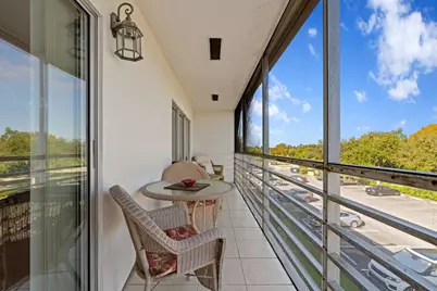 581 Mansfield N, Boca Raton, FL 33434 - Photo 16