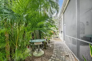 9842 Via Elegante, Wellington, FL 33411 - Photo 38