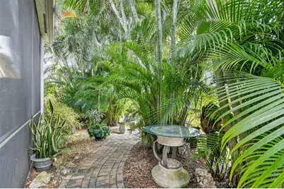 9842 Via Elegante, Wellington, FL 33411 - Photo 34