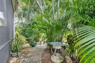 9842 Via Elegante, Wellington, FL 33411 - Photo 36