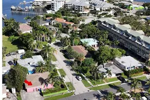 201 E Palm St, Lantana, FL 33462 - Photo 2