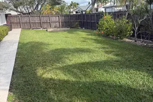 236 SE 9th St, Dania Beach, FL 33004 - Photo 22