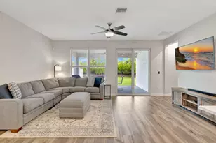 10721 SW Estella Ln, Port Saint Lucie, FL 34953 - Photo 4