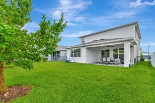 10721 SW Estella Ln, Port Saint Lucie, FL 34953 - Photo 2