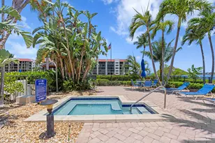 110 Half Moon Cir, Hypoluxo, FL 33462 - Photo 22