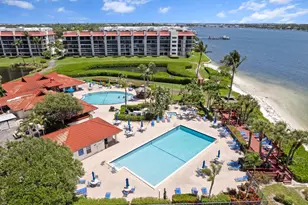 110 Half Moon Cir, Hypoluxo, FL 33462 - Photo 20