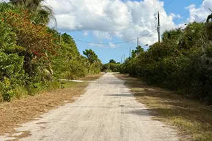 886 Robin Street SW, Palm Bay, FL 32908 - Photo 1