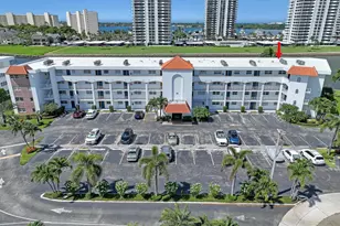 28 Yacht Club Dr, North Palm Beach, FL 33408 - Photo 22