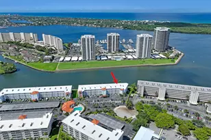 28 Yacht Club Dr, North Palm Beach, FL 33408 - Photo 4