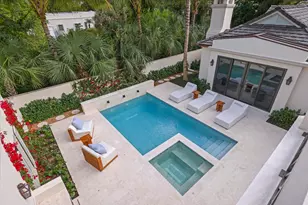 433 Antigua Ln, Palm Beach, FL 33480 - Photo 54