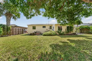 2105 Worthington Rd, West Palm Beach, FL 33409 - Photo 4