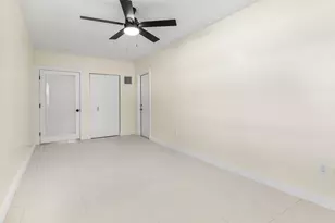 409 S M St, Lake Worth Beach, FL 33460 - Photo 16
