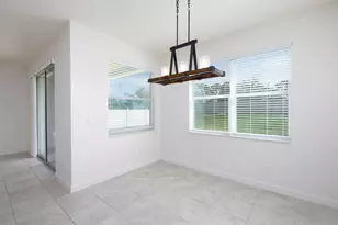 7847 NW Greenbank Cir, Port Saint Lucie, FL 34987 - Photo 14