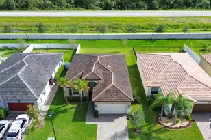 7847 NW Greenbank Cir, Port Saint Lucie, FL 34987 - Photo 38