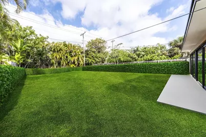 1339 NE 15th Avenue, Fort Lauderdale, FL 33304 - Photo 12