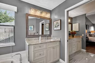 560 Juniper Pl, Wellington, FL 33414 - Photo 34