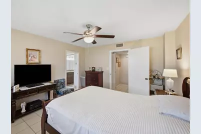 6698 10th Avenue N #106, Lake Worth, FL 33467 - Photo 12