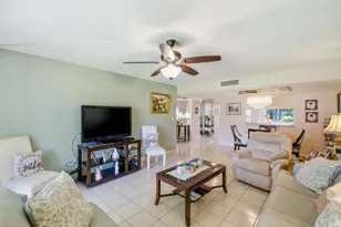 6698 10th Ave N, Lake Worth, FL 33467 - Photo 2