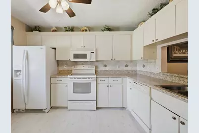 6698 10th Avenue N #106, Lake Worth, FL 33467 - Photo 8