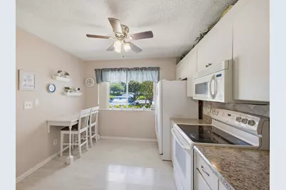 6698 10th Avenue N #106, Lake Worth, FL 33467 - Photo 10