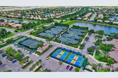 170 Valencia H, Delray Beach, FL 33446 - Photo 26