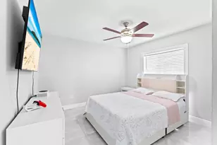 12293 Old Country Rd S, Wellington, FL 33414 - Photo 16