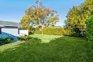 12293 Old Country Rd S, Wellington, FL 33414 - Photo 26