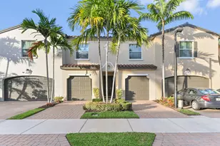4627 Mediterranean Cir, Palm Beach Gardens, FL 33418 - Photo 1