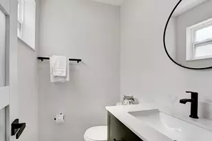 218 NE 10th St, Delray Beach, FL 33444 - Photo 12