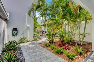 218 NE 10th St, Delray Beach, FL 33444 - Photo 28