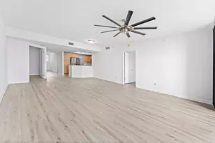 2640 Lake Shore Dr, Riviera Beach, FL 33404 - Photo 10